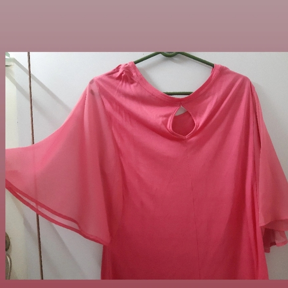 Fixed price Party wear top with mesh sleeves - Picture 3 of 3